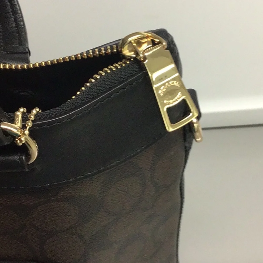 COACH GALLERY TOTE BAG IN SIGNATURE CANVAS - Picture 3 of 16